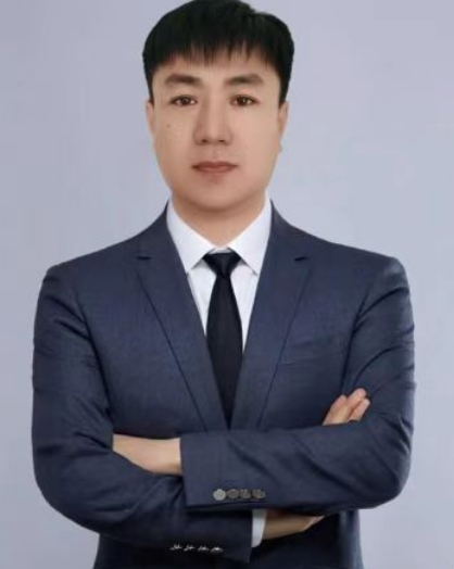李佰庚