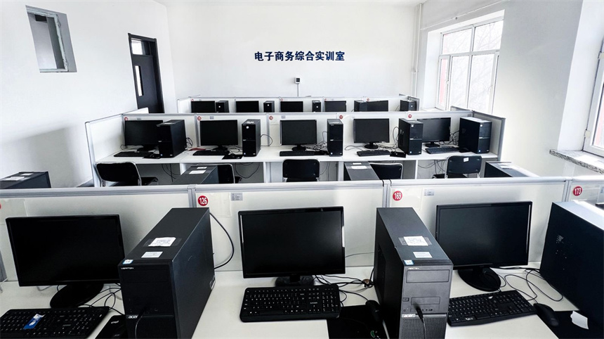 哈爾濱四通技工學(xué)校環(huán)境圖